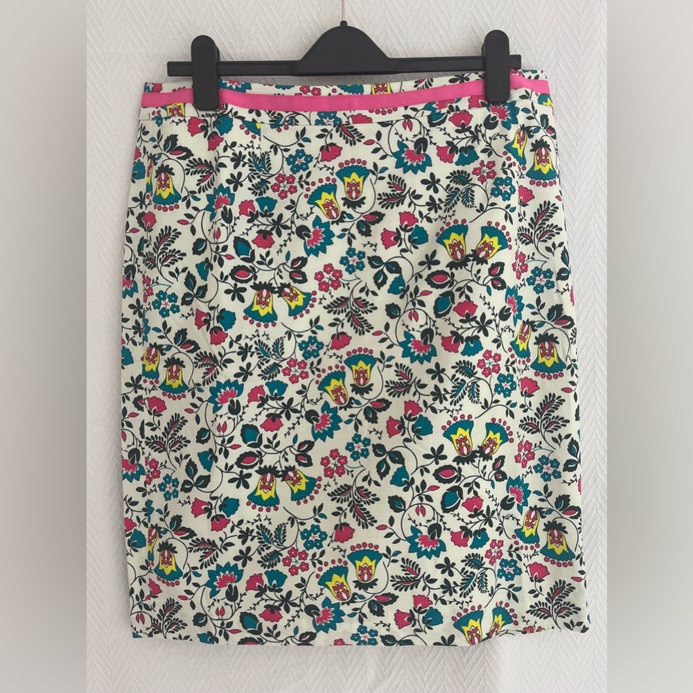 Boden Floral Pencil Skirt — US size 12